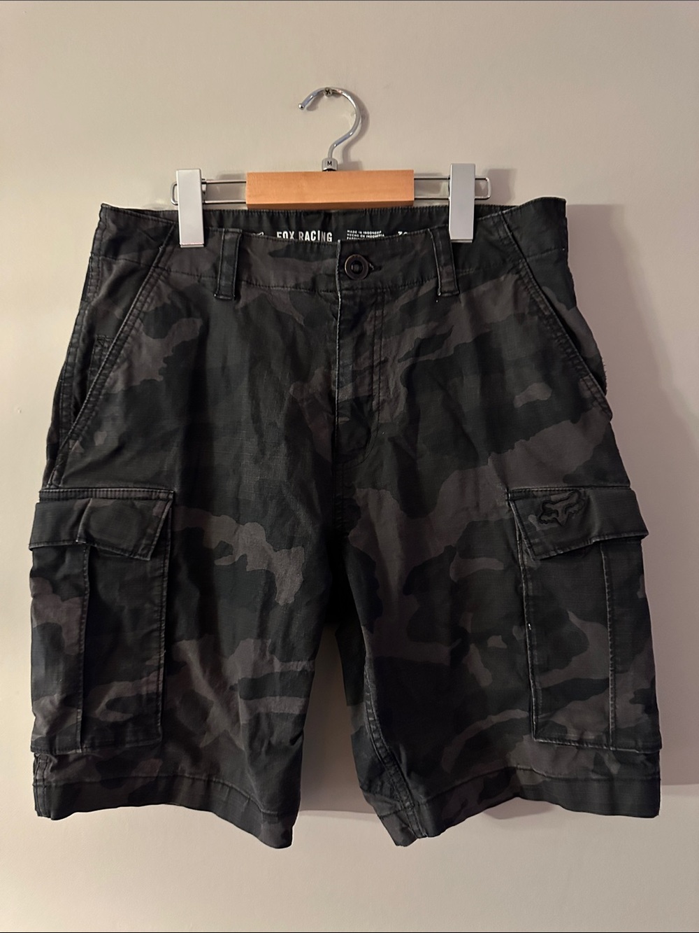 Fox Men's Black and Gray Camo Cargo Shorts